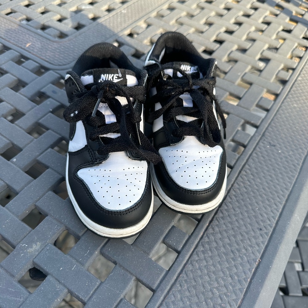 Nike Kids Black and White Sneakers